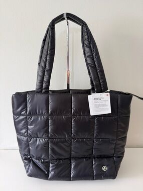 New LULULEMON Quilted Grid Tote Wunder Puff Purse Bag 12L, Black